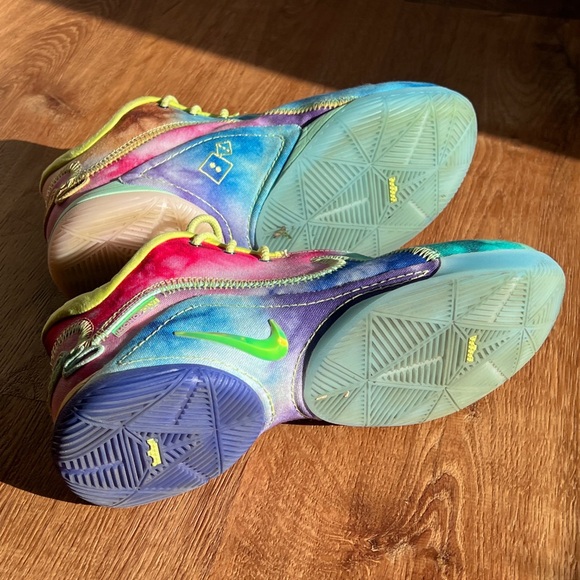 Nike LeBron 22 - “What the Monopoly Tie-Dye” Sneakers - Picture 11 of 14